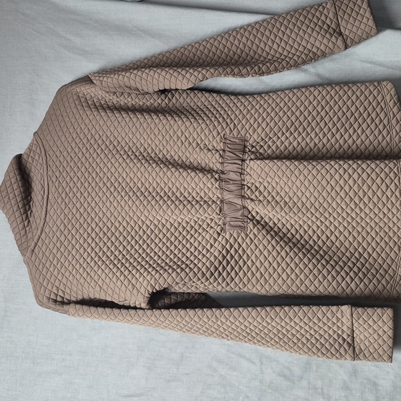 New Balance Womens Quilted Olive Green Women's Sweater Small - Picture 6 of 13